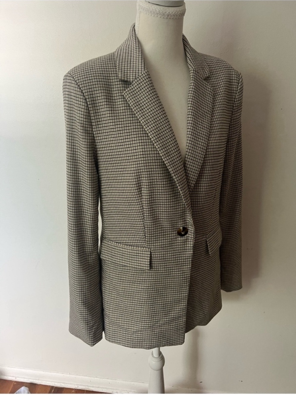 Sanctuary Beige/Black checked blazer, women’s XS, careercore quiet luxury